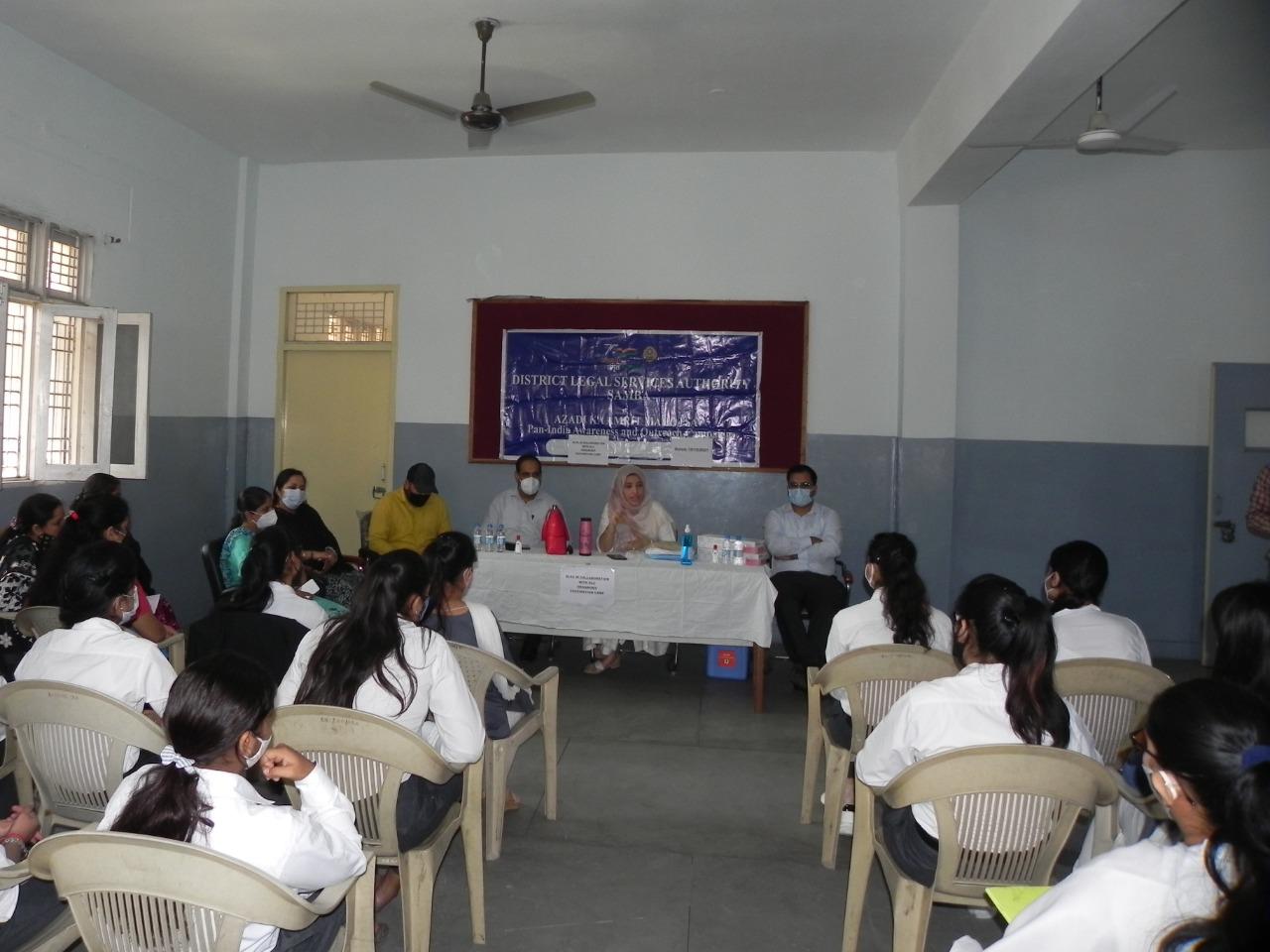 DLSA in Collaboration with Dogra Law College Organises Covid-19 Vaccination Camp