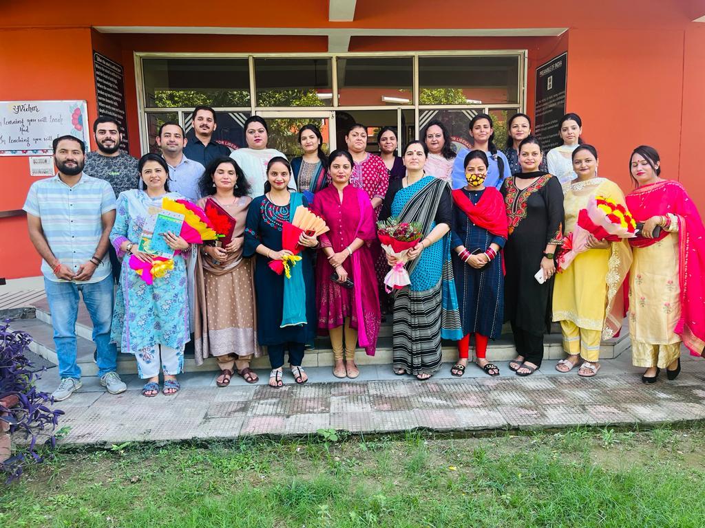 Dogra degree college celebrates teachers day