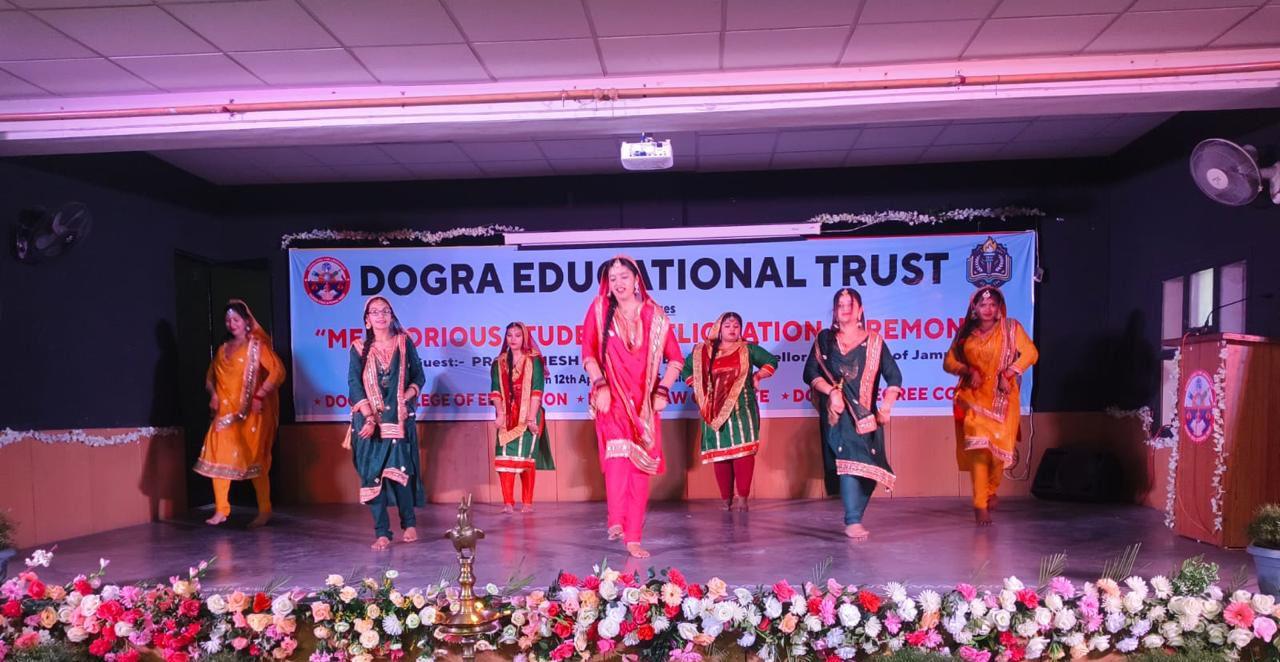 Dogra Group of Colleges organised Felicitation Ceremony of Meritorious Students on 12.04.2024