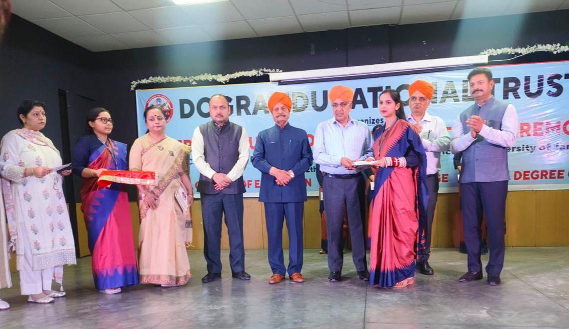 Dogra Group of Colleges organised Felicitation Ceremony of Meritorious Students on 12.04.2024
